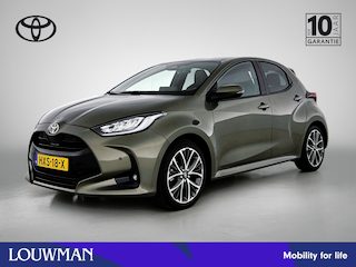 Toyota Yaris 1.5 Hybrid 130 Executive | BTW voertuig | Dealer onderhouden | Dodehoek detectie | Stoel+stuurverwarming | Parkeersensoren voor+achter | Achteruitrijcamera | Navigatie | Apple CarPlay/Android Auto |