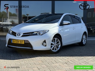 Toyota Auris 1.8 Hybrid Lease