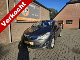 Opel Corsa 1.4-16V Cosmo