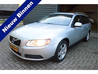 Volvo V70 2.0 Momentum|Automaat|Trehaak|