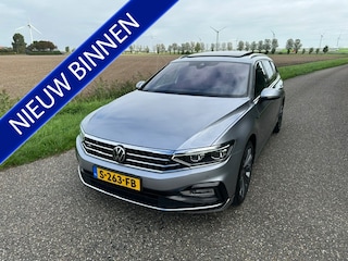 Volkswagen Passat Variant 1.5 TSI R-Line Business Pano/360 Camera Adaprtieve cc Enz