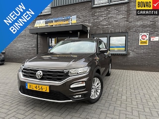Volkswagen T-Roc 1.5 TSI Style | 1E EIGENAAR | 3/6/12 MND GARANTIE | AUTOMAAT | ACC | NAVI | CARPLAY | DAB | LMV |