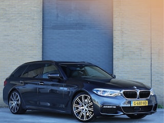 BMW 5-serie Touring 530d M Sport | HUD | Harman/Kardon | ACC | Cam | Haak |