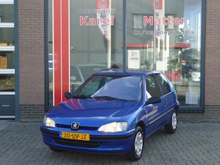 Peugeot 106 1.1 XT *WEINIG KM'S* *TREKHAAK* *APK T/M 24-09-2027*