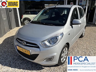 Hyundai i10 1.2 i-Motion Cool airco en automaat van oud vrouwtje geweest