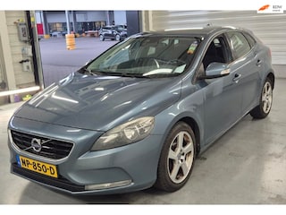 Volvo V40 1.6 D2 Kinetic NAVI PSENSOR CRUISE TREKHAAK 2 X SLEUTELS