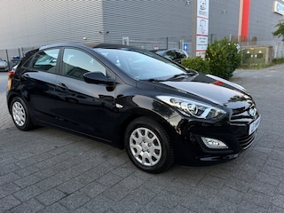 Hyundai i30 1.6 GDI i-Catcher|Automaat | Airco| Line assist|ECO