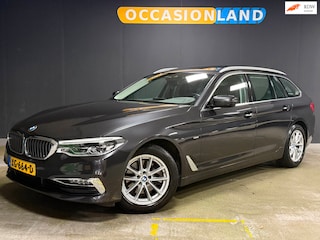 BMW 5-serie Touring 520i Corporate Lease High Executive|PANO|LED|TREKHAAK|LEDER|SFEER|HARMAN|MEMORY|CRUISE|STOELV|DODEHOEK|17INCH|