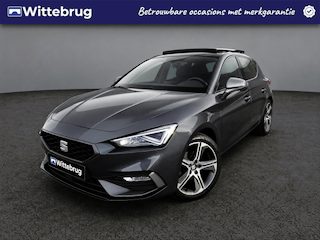 Seat Leon 1.5 eTSI 150pk FR DSG Automaat Panorama schuifdak / Navigatie / LM 18 inch / Parkeersensoren / Digital cockpit