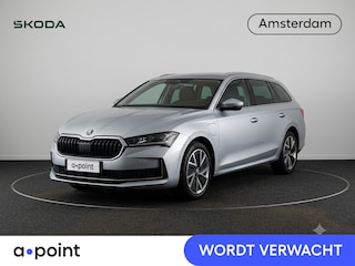 Skoda Superb 1.5 TSI PHEV Selection 218 pk Automaat | Verlengde garantie | Navigatie | Trekhaak (wegklapbaar) | Parkeersensoren | Achteruitrijcamera |