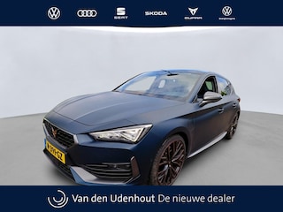 Cupra Leon 1.4 e-Hybrid 245pk VZ Copper Edition DSG / Panoramadak / Stoelverwarming / Camera