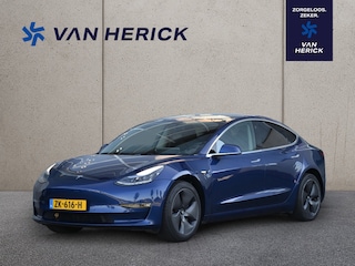 Tesla Model 3 Standard RWD Plus 60 kWh | Trekhaak | Leder | Panoramadak
