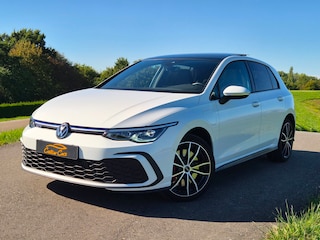Volkswagen Golf 1.4 eHybrid GTE | Panoramadak | IQ-Light