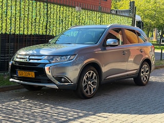 Mitsubishi Outlander 2.0 Instyle 2015 7 PERS|CAMERA|LED|NAP