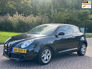 Alfa Romeo Mito 0.9 TwinAir Distinctive/AIRCO/CRUISE/PARKEERSENS ACHTER