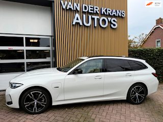 BMW 330e M-Sport Touring VOL MET OPTIES
