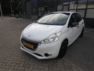 Peugeot 208 1.0 VTi Access 2014 Airco 82.000KM NAP! APK!