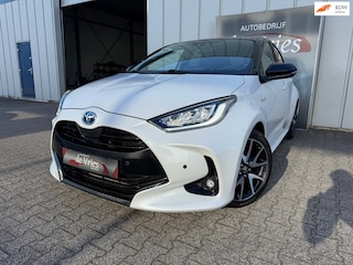 Toyota Yaris 1.5 Hybrid Dynamic / Airco / Achteruit rij camera / Apple Carplay / Keyless entree / Keyless Start /