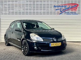 Renault Clio III RS 2.0-16V 200 CUP Rijklaarprijs!