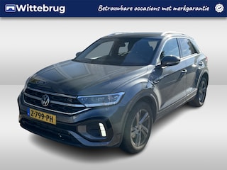 Volkswagen T-Roc 1.5 TSI R-Line / AUTOMAAT/ APP-CONNECT/ PARK.SENSOR.V+A/ CAMERA/ ACC/ STUUR+STOELVERWARM./ DODEHOEK/ ELEK.ACHTERKLEP/ KEYLESS/ DIGITAL DASH/ RIJ-MODI/ IQ.LIGHT/ NAVI/ DAB/ CLIMA/ 17'' LMV