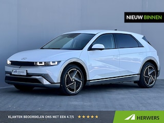 Hyundai Ioniq 5 Lounge 84 kWh / SOH 97,3% / CCS snelladen / Head Up Display / Warmtepomp / Trekgewicht 1600 kg / Elektrische achterklep / Stuur- Stoel & Achterbank verwarming / Rondomzicht camera / Bose Audio Systeem / Adaptief cruise control /
