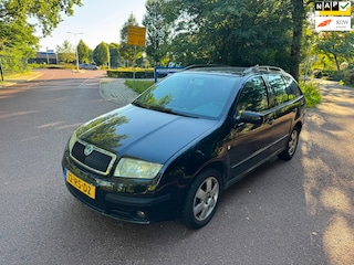 Skoda Fabia Combi 1.4-16V Elegance|Airco|Centaal|Elektrische ramen|