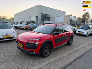 Citroën C4 Cactus 1.2 PureTech Shine, Automaat, Navi, Airco, NAP, Dealer onderhouden, Trekhaak, Riem is vervangen
