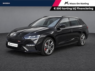 Skoda Octavia Combi 1.4 TSI 245PK DSG iV RS PHEV · Camera · Wegklapbare Trekhaak · Cruise Control · Stoelverwarming · 19'' Inch ·