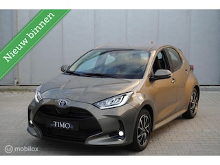 Toyota Yaris 1.5 Hybrid Dynamic 10.577 KM