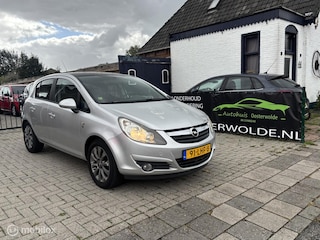 Opel Corsa 1.4-16V rijd en schakelt goed ! koopje ! lelijk