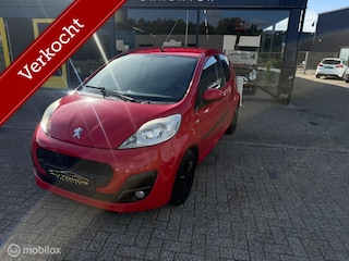 Peugeot 107 1.0-12V XS airco centraal stuurbekrachtiging