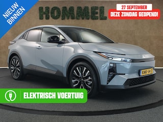 Toyota C-HR First Edition 77 kWh - ORIGINEEL NEDERLANDSE AUTO - DEMO VOERTUIG! - ELEKTRISCHE ACHTERKLEP - DODEHOEKDETECTIE - STOEL/STUURVERWARMING - KEYLESS ENTRY/START - NAVIGATIESYSTEEM FULL-MAP - CLIMATE CONTROL - ADAPTIEVE CRUISE CONTROL - PARKEERSENSOREN VOOR EN ACHTER - 2X DRAADLOZE TELEFOONLADER