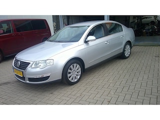 Volkswagen Passat 2.0 FSI 110KW AUT Highline