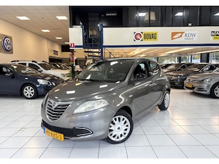 Lancia Ypsilon 0.9 TwinAir Silver Bovag Garantie NAP Airco