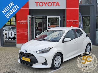 Toyota Yaris 1.5 Hybrid Active CLIMA/CRUISE CONTROL APPLE CAR PLAY/ ANDROID AUTO