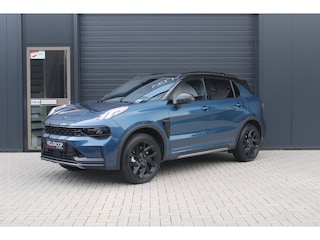 Lynk & Co 01 1.5 PHEV | Trekhaak | Black Pack | Pano | Stuurverwarming | Adaptive Cruise | Zwarte hemel | Keyless | BLIS