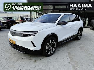 Opel Grandland Electric Business Edition 73 kWh | ECC | Navigatie | Elektrisch glazen panorama-dak | Matrix LED Verlichting | Cruise control | Camera | Winterpakket | 19" LM-Velgen