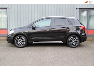 Suzuki S-Cross SX4 1.6 High Executive Panorama dak / Afn trekhaak / Leer / enzv