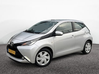 Toyota Aygo 1.0 VVT-i x-play Airco | Parkeercamera