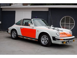 Porsche 911 2.7 K Targa (Rijkspolitie)