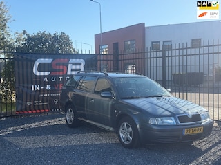 Skoda Octavia Combi 1.6 Démarrage AUTOMAAT!CLIMA!CRUISE CONTROLE!KOOPJE!