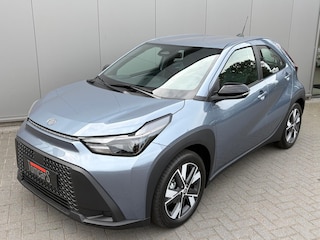 Toyota Aygo Hybrid 116PK Automaat Nieuw uit voorraad! Camera/ Adapt. Cruise/ Carplay- Android auto