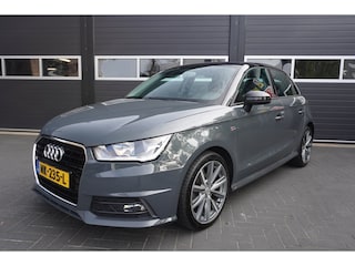 Audi A1 Sportback 1.0 TFSI Adrenalin Airco/Navi/Cruise
