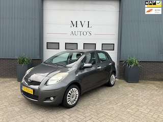 Toyota Yaris 1.0 VVTi Acces