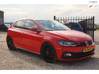 Volkswagen Polo 2.0 TSI GTI PANO 280 PK TREKHAAK 0Z 19 INCH SCHROEFSET
