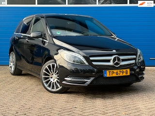 Mercedes-Benz B-klasse 250 Ambition Automaat|Leder|Navi.