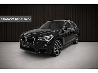 BMW X1 sDrive18i Executive Edition | Stoelverwarming | Head-Up Display | Cruise Control | Parkeersensoren | Navigatie | Keyless | LED | HIFI | Elektrische Achterklep | NAP | Automaat | Dealer Onderhouden