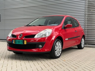 Renault Clio 1.2-16V SPEC. RIP CURL AIRCO/LM VELGEN LAGE KM !!