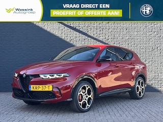 Alfa Romeo Tonale 1.3T PHEV Veloce Elektrisch tot 80km WLTP Range | Adaptief Onderstel | Stoel- Stuurverwarming | Camera | Sensoren Voor + Achter | Climate Control | Navigatie | CarPlay |