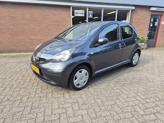 Toyota Aygo 1.0-12V +